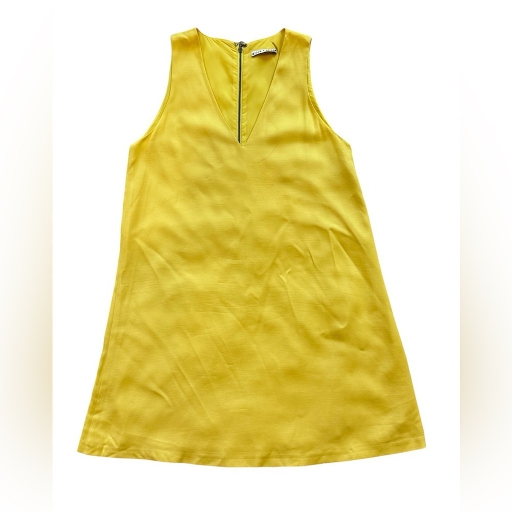 Alice + Olivia bright yellow sleeveless v-neck swing dress size 6